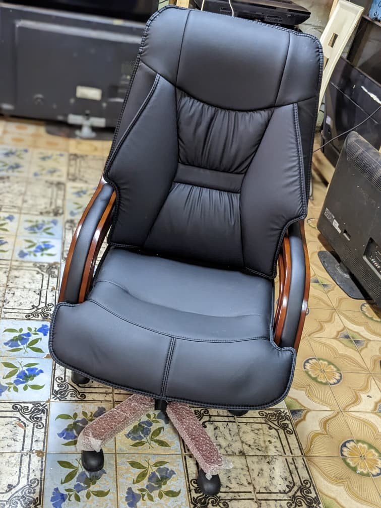 Chaise de bureau de direction de luxe en bois massif à doss...