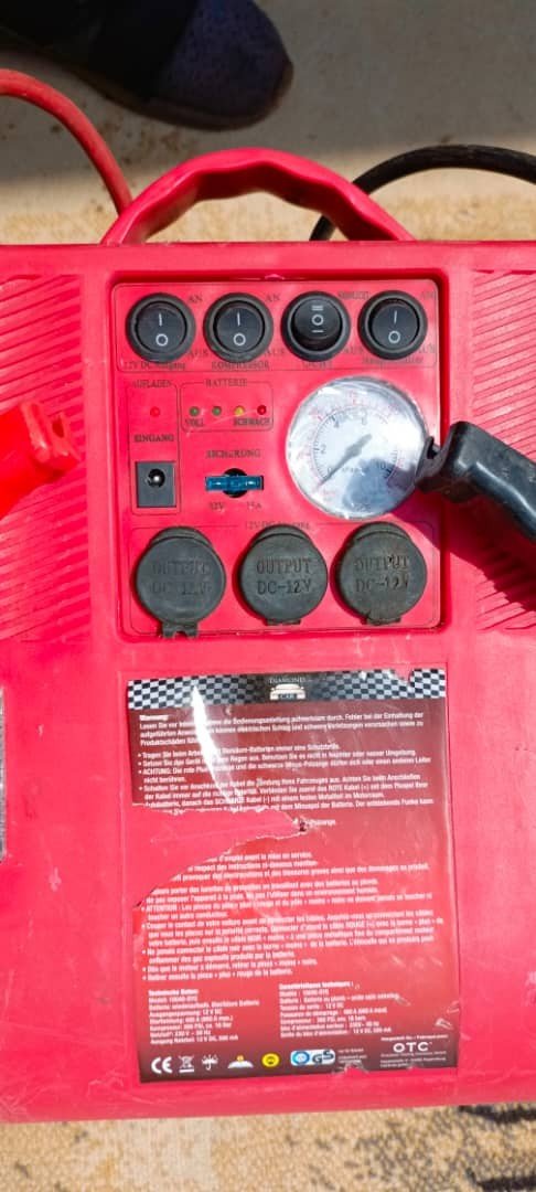 Power bank portable multi-fonction 12V, batterie de voiture,...