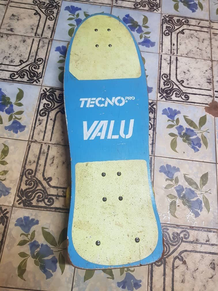 skateboard Tecno pro Valu bleu-jaune 