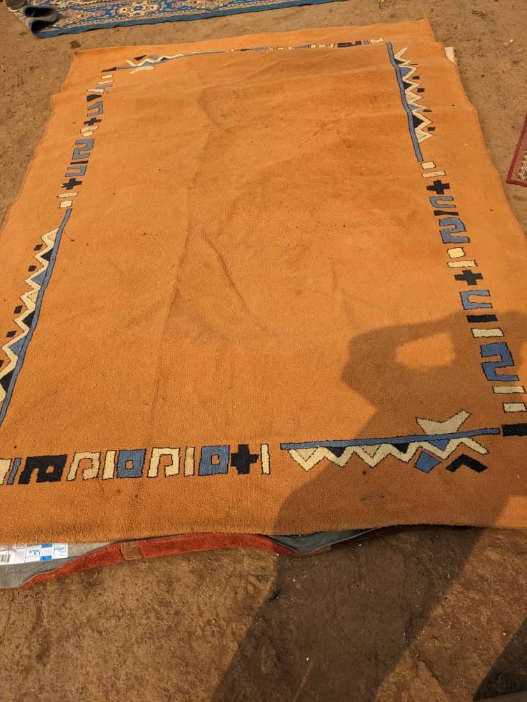 Tapis jaune motif bordures 325x240