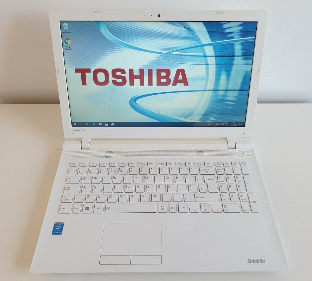 Ordinateur portable Toshiba Satellite C55-C-1F0 i3-4005U SANS DISQUE / 4 Ram Laptop