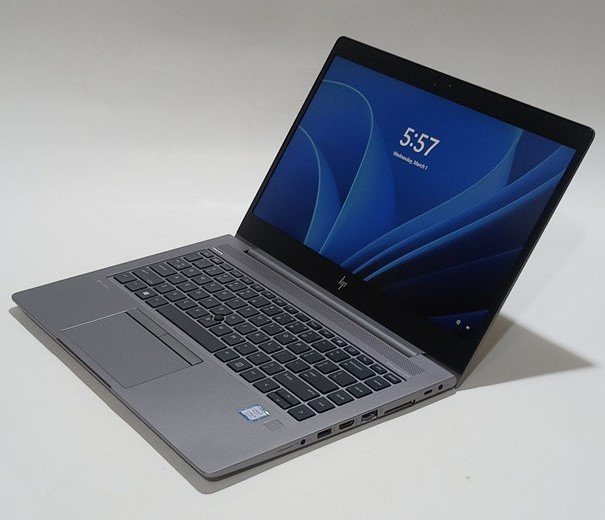 HP	ZBook 14U G5 Intel Core i5-8250U @1.80 GHz; 16 gb ram, 512 gb ssd; 14 pouce