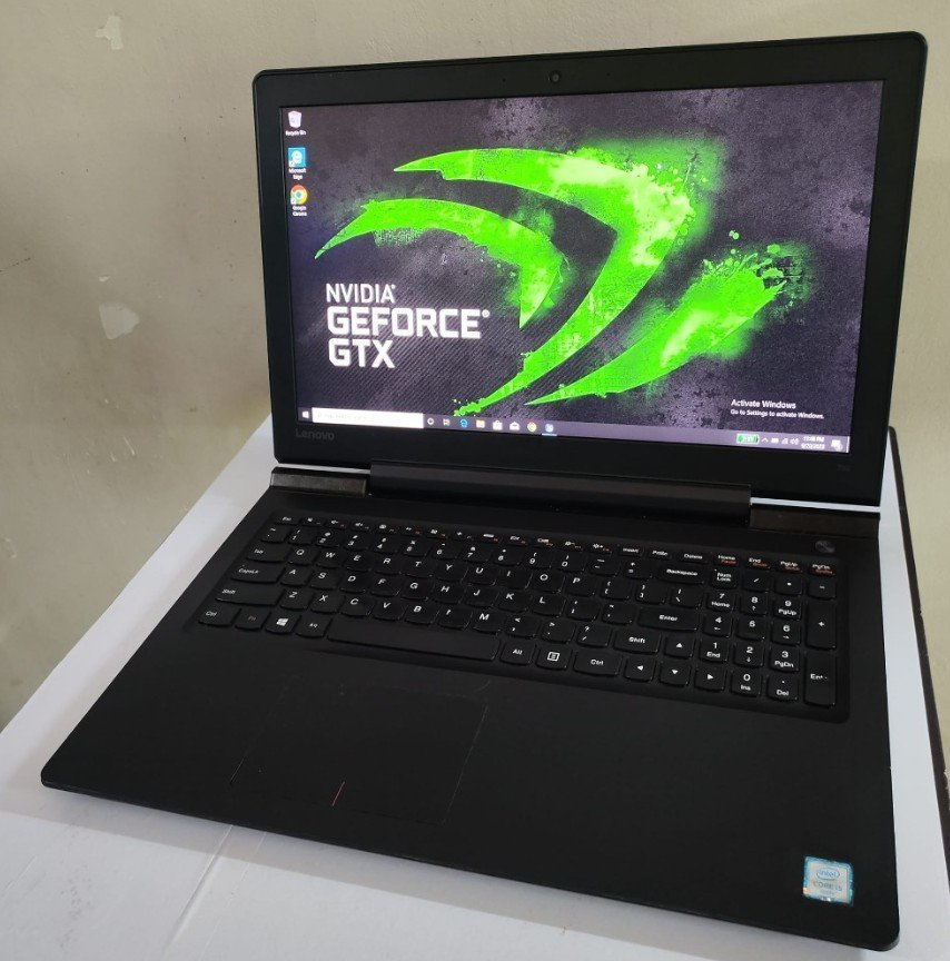 LENOVO IDEAPAD 700-15ISK (80RU) Core i7-6700M 6eme generation Intel HD Graphics 4000 / NVIDIA GeForce 635M :(128 MO / 4096 MB) 500GB HDD et 4GB de ram