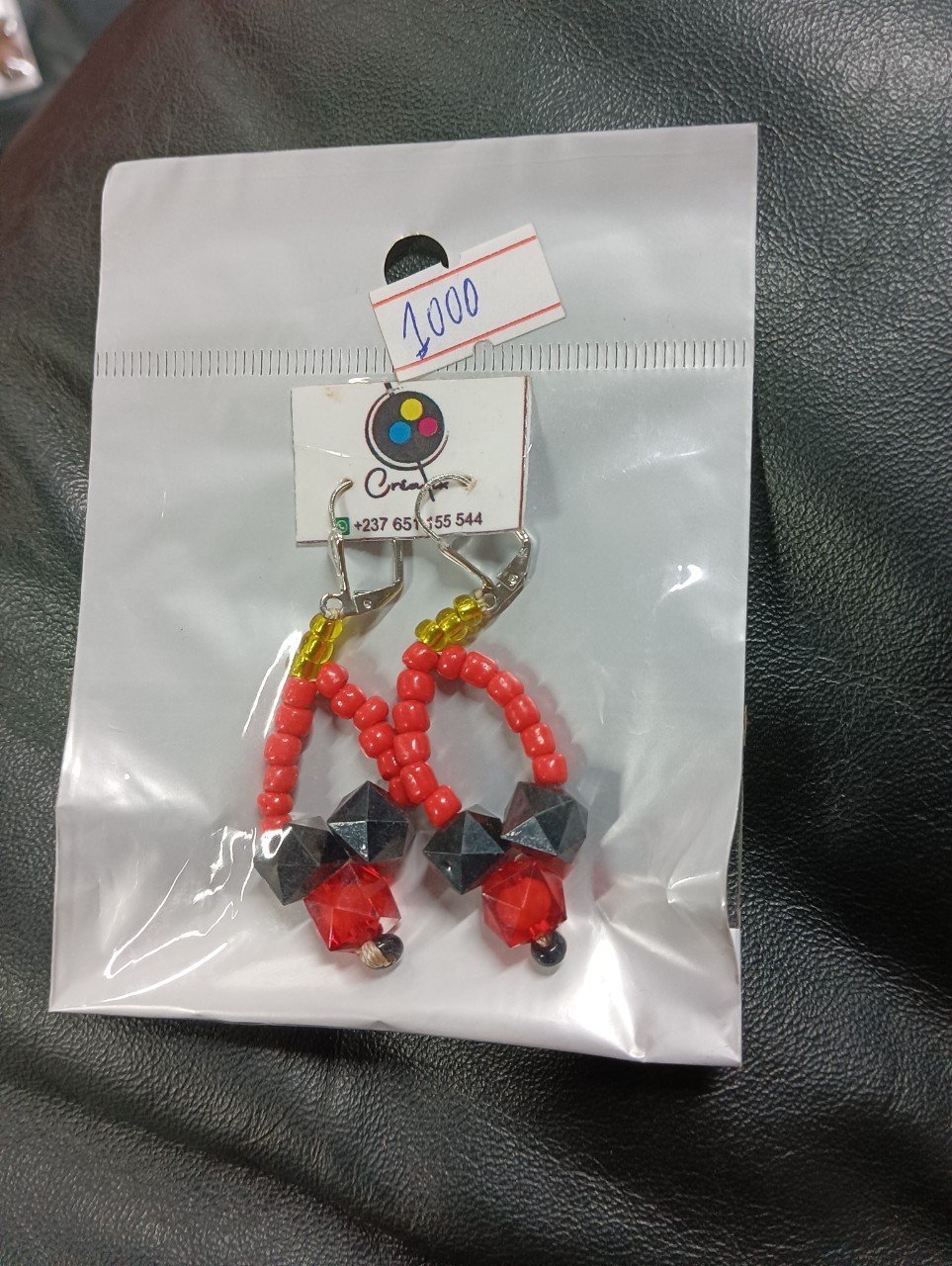 Boucles d’oreilles fermoir fermé multicolore