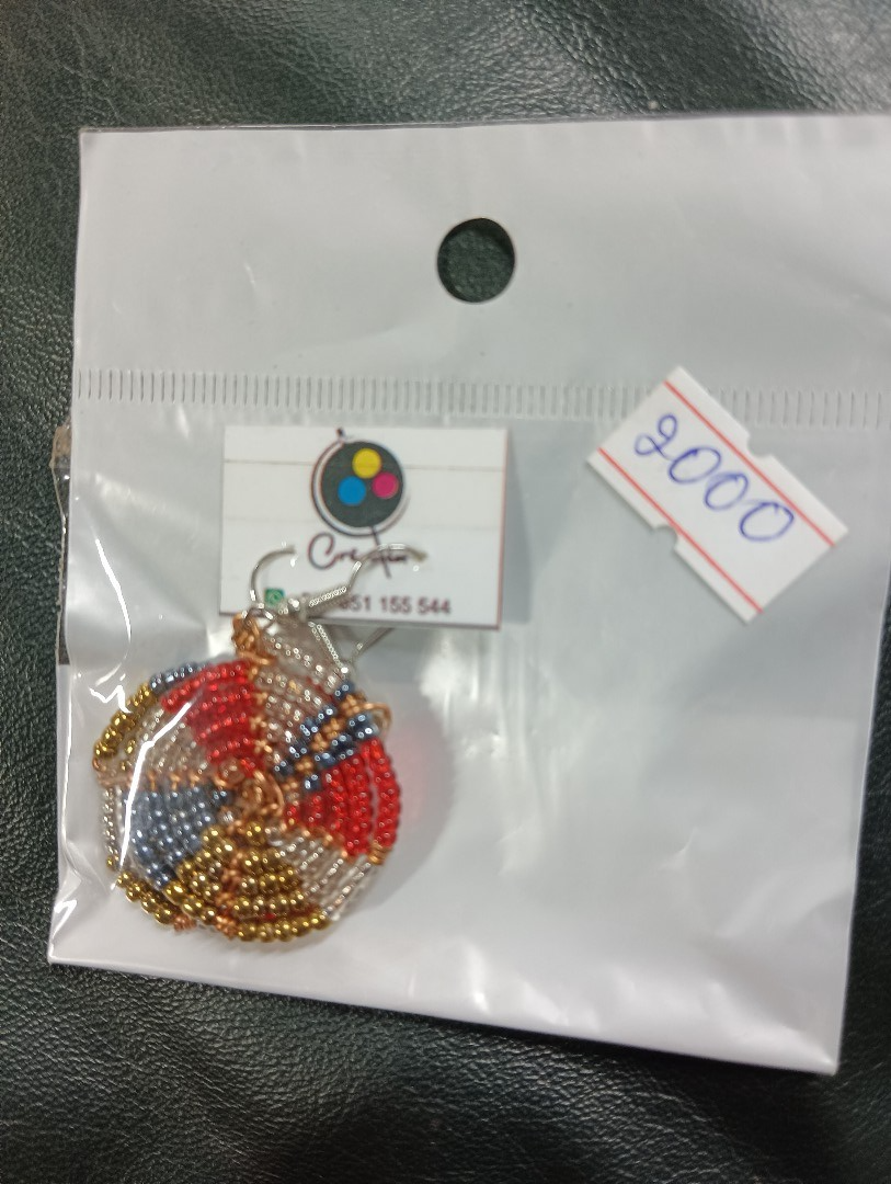 Boucles d’oreilles tourbillonnantes perles