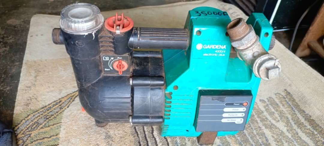 Station de Pompage électronique 4000/4 electronic plus Classic gardena
