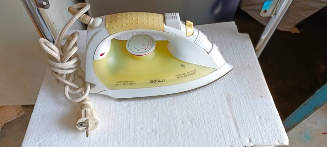 Fer à repasser BOSCH AIR SYSTEM 2400W