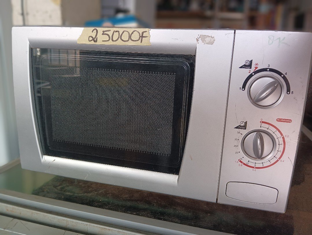 Micro-onde MWG7017W Gris