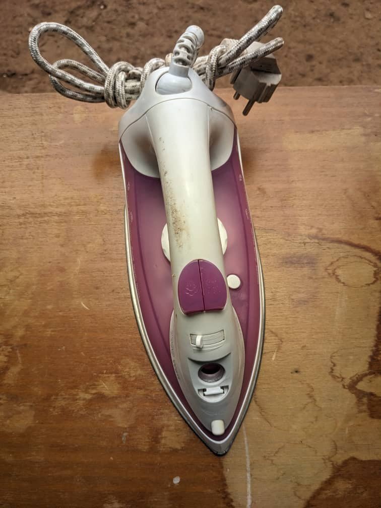 Fer à Repasser Clatronic  2200 W