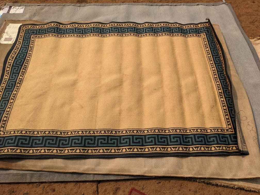 Tapis beige bleu 180x120