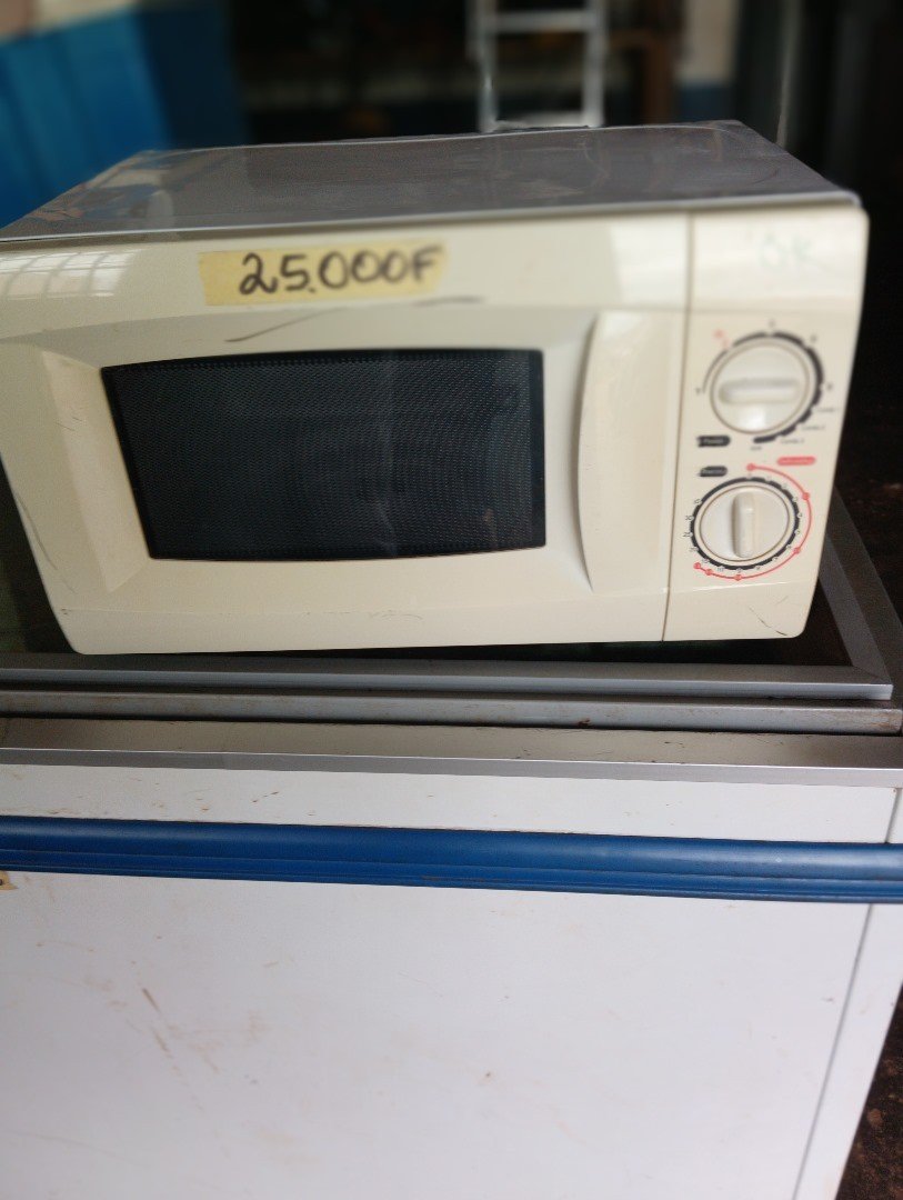 Micro-onde MW8020S 20L